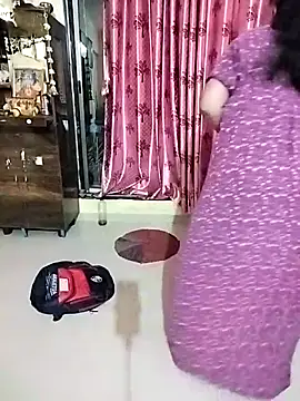 PayalSharmahot143 online show from October 26, 2025, 5:02 pm