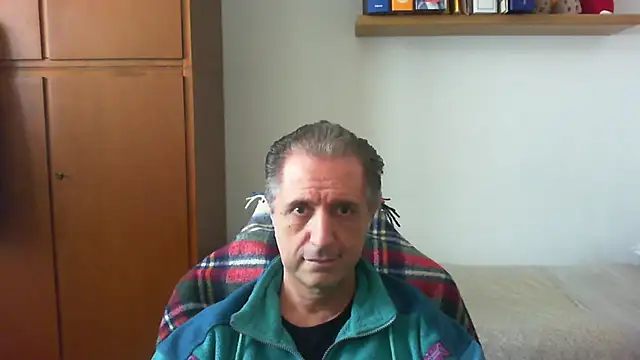 lliuk70mi online show from April 16, 2026, 12:50 pm