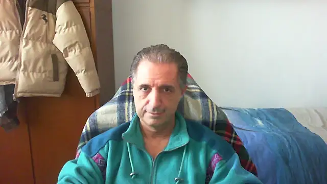 Snapshot of lliuk70mi chatting on April 4, 2026, 1:17 pm lliuk70mi online show from April 4, 2026, 1:17 pm