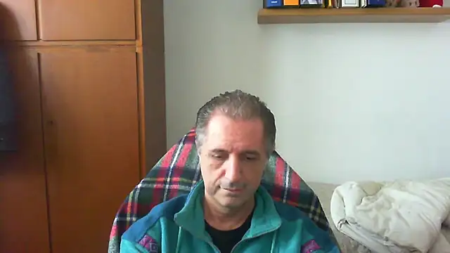 lliuk70mi online show from April 17, 2026, 12:19 pm