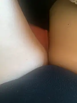 maria22A online show from September 15, 2025, 2:50 pm