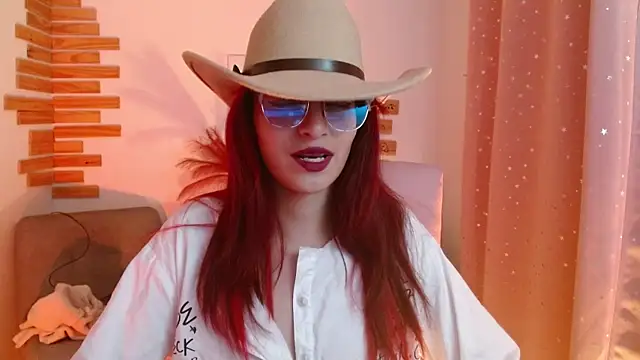 RedMeloddy online show from May 22, 2026, 10:30 pm