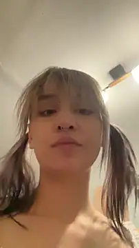 bigbabykiki online show from May 17, 2026, 6:30 pm
