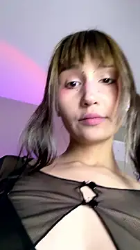 bigbabykiki online show from June 26, 2026, 7:31 pm