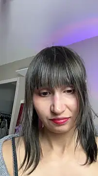 bigbabykiki online show from July 26, 2026, 7:43 pm