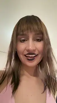 bigbabykiki online show from June 20, 2026, 7:52 pm