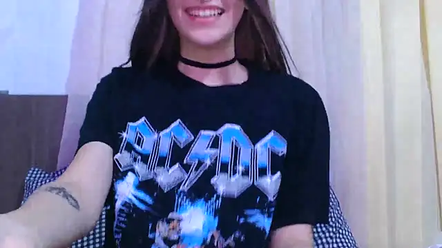 faelitababy online show from April 10, 2026, 9:38 am