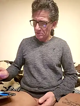 Snapshot of Zgodanilep chatting on February 3, 2026, 8:19 am Zgodanilep online show from February 3, 2026, 8:19 am