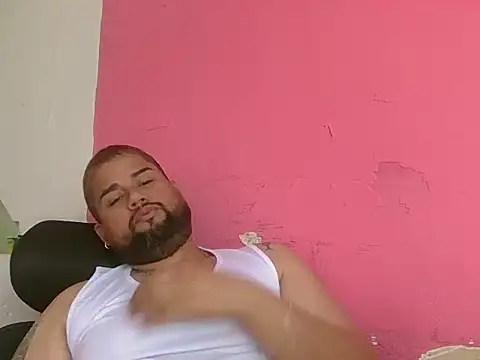 GABRIELGARCIA1313 online show from December 21, 2025, 4:08 pm