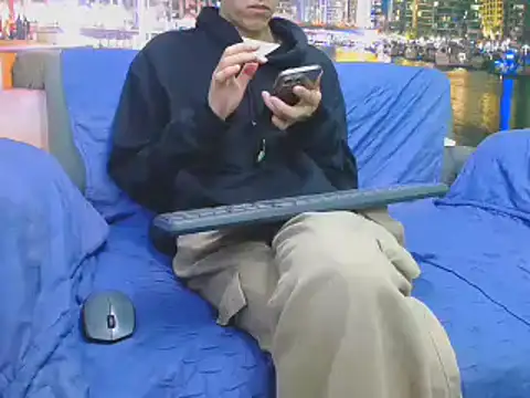 Snapshot of Felipe_Browns chatting on March 17, 2025, 12:46 pm Felipe Browns online show from March 17, 2025, 12:46 pm
