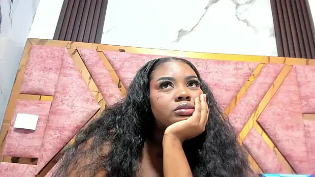 mia alvares online show from April 8, 2026, 11:33 am