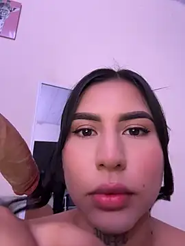 sweety mariann1 online show from July 1, 2026, 1:44 pm