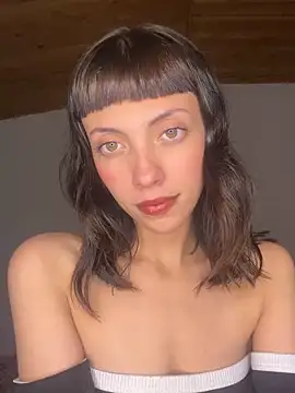 Snapshot of MiaGoth_ chatting on March 2, 2025, 1:58 am MiaGoth  online show from March 2, 2025, 1:58 am