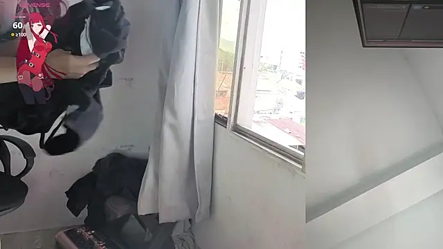 aurelialux online show from November 26, 2025, 9:15 pm