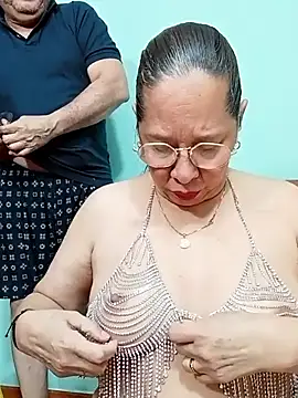 MATTHEW MRANDA online show from April 18, 2026, 12:13 am