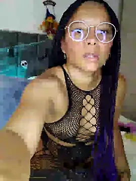 Snapshot of Kassandra_12 chatting on October 25, 2025, 5:46 pm Kassandra 12 online show from October 25, 2025, 5:46 pm