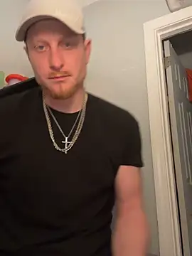 Snapshot of bigred0808 chatting on February 20, 2026, 4:53 am bigred0808 online show from February 20, 2026, 4:53 am