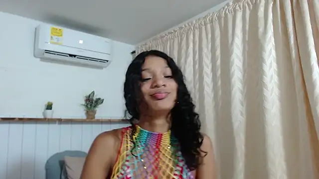 Sofi Young  online show from December 10, 2024, 11:19 pm