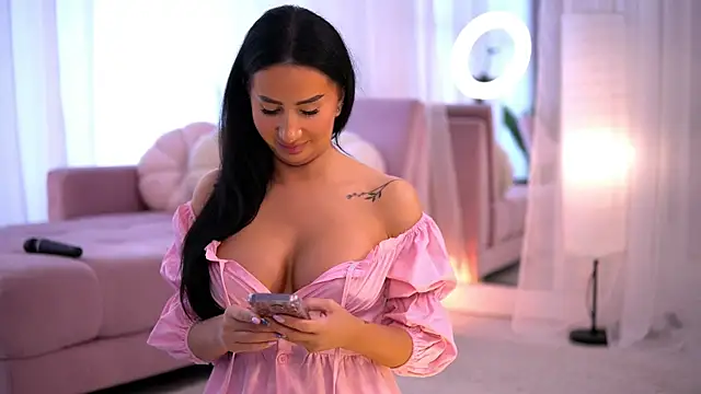 AnaRhodes online show from March 28, 2026, 10:11 pm