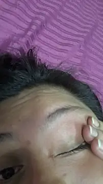 EmpaticBolillo online show from November 4, 2025, 1:09 am