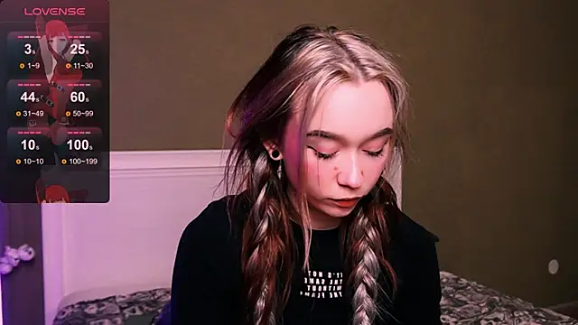 Kimiko   online show from November 6, 2025, 6:56 pm