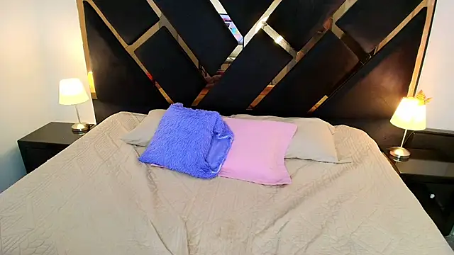 Snapshot of Amelie_saenz chatting on February 10, 2026, 7:46 pm Amelie saenz online show from February 10, 2026, 7:46 pm