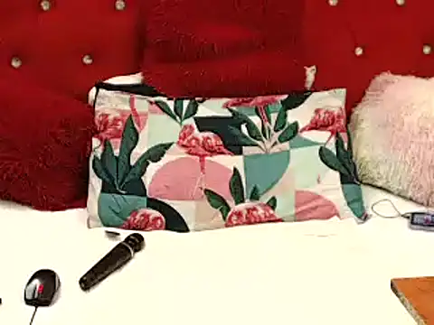 BootyCurvy01 online show from February 17, 2025, 10:51 am