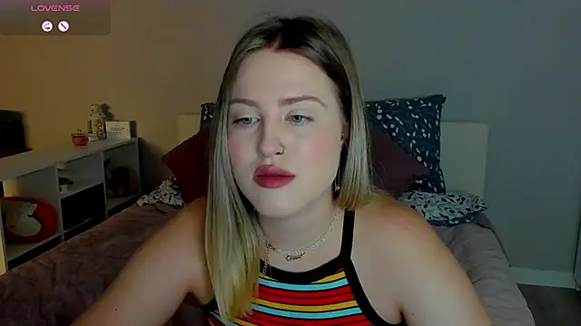  Sarah Soul  online show from September 11, 2025, 12:10 am