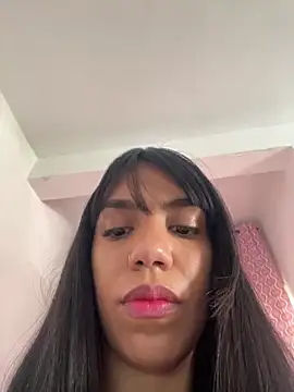 -Naomyy- online show from February 22, 2026, 3:35 pm