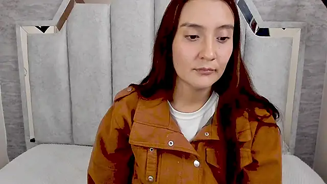  alaia collway  online show from February 18, 2025, 3:31 pm