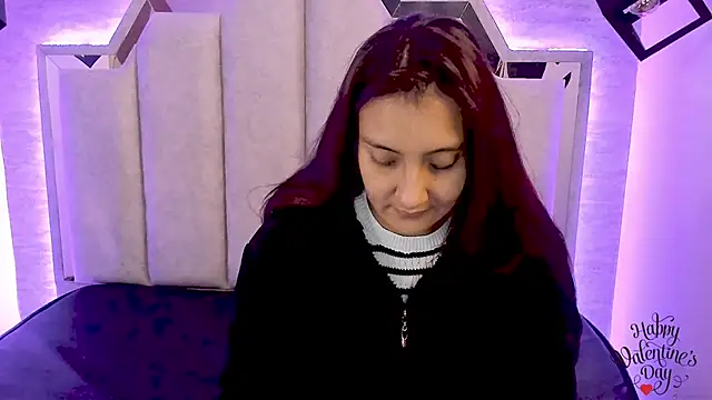  alaia collway  online show from February 17, 2025, 11:55 am