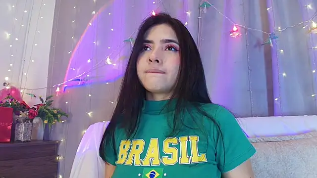 Snapshot of adara_johnson__ chatting on February 9, 2026, 11:52 am adara johnson online show from February 9, 2026, 11:52 am