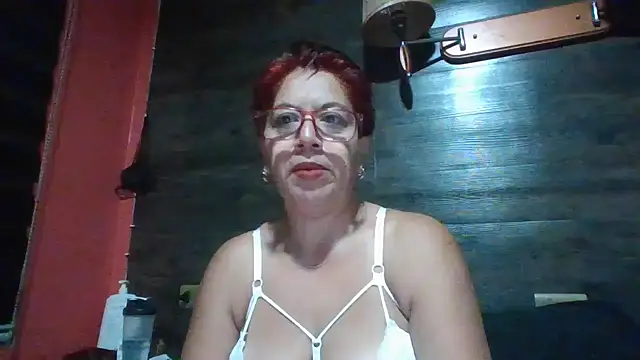 TRISH MILF online show from January 28, 2025, 9:51 am