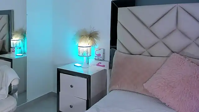 alexa tobar online show from March 6, 2026, 9:21 pm