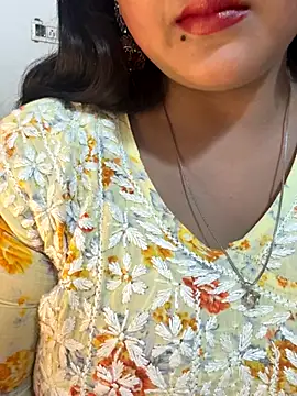 Snapshot of Ayesha_mahi chatting on September 18, 2025, 9:23 am Ayesha mahi online show from September 18, 2025, 9:23 am