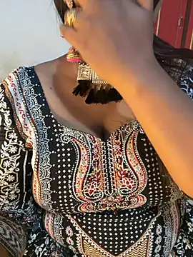 Snapshot of Ayesha_mahi chatting on October 21, 2025, 8:47 am Ayesha mahi online show from October 21, 2025, 8:47 am