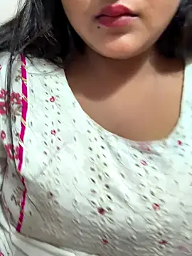 Snapshot of Ayesha_mahi chatting on September 30, 2025, 10:43 am Ayesha mahi online show from September 30, 2025, 10:43 am