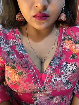 Snapshot of Ayesha_mahi chatting on October 16, 2025, 11:29 am Ayesha mahi online show from October 16, 2025, 11:29 am