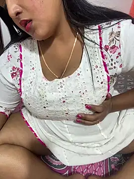 Snapshot of Ayesha_mahi chatting on March 18, 2025, 10:50 am Ayesha mahi online show from March 18, 2025, 10:50 am