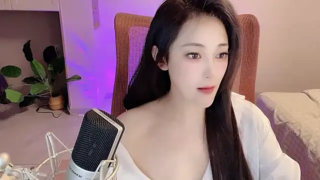 Snapshot of Daisy-77 chatting on November 19, 2025, 3:12 pm Daisy-77 online show from November 19, 2025, 3:12 pm