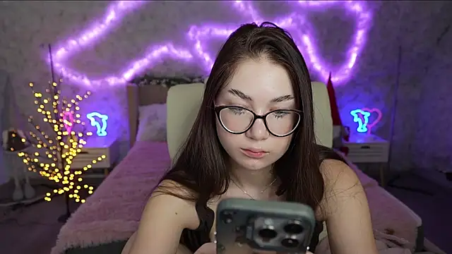 Snapshot of Sunny_Sweety chatting on February 2, 2025, 5:53 am Sunny Sweety online show from February 2, 2025, 5:53 am