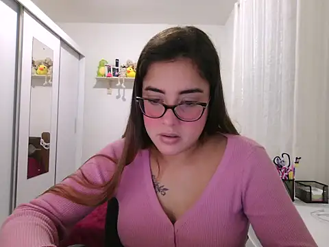 maliamiller online show from June 23, 2026, 10:19 pm