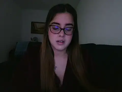 maliamiller online show from May 14, 2026, 3:14 am