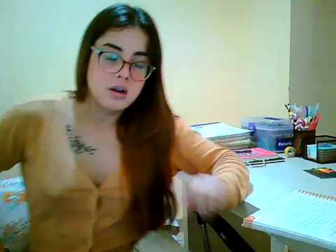 maliamiller online show from October 30, 2025, 6:23 am