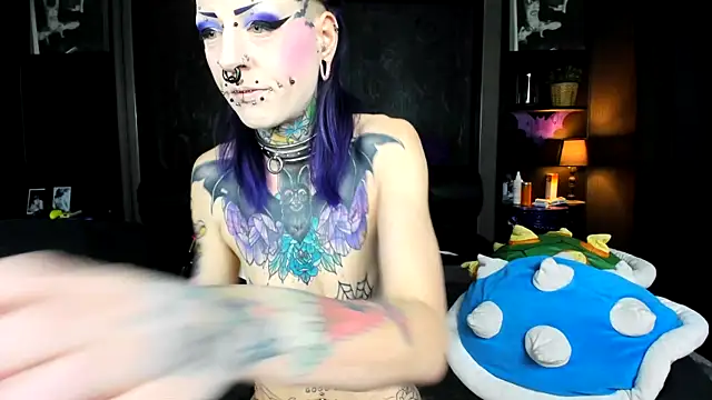 Purple Coffin666 online show from April 5, 2026, 6:03 pm