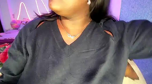 expression queen online show from December 1, 2024, 9:20 pm