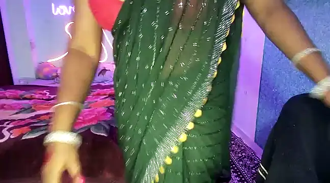 expression queen online show from December 15, 2024, 6:48 pm