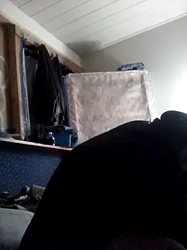 Snapshot of KeptupHack chatting on November 20, 2025, 12:44 am KeptupHack online show from November 20, 2025, 12:44 am