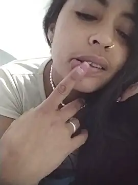 Aisha 09 online show from July 5, 2026, 8:26 pm