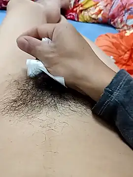 huzi518 online show from November 25, 2025, 10:54 pm